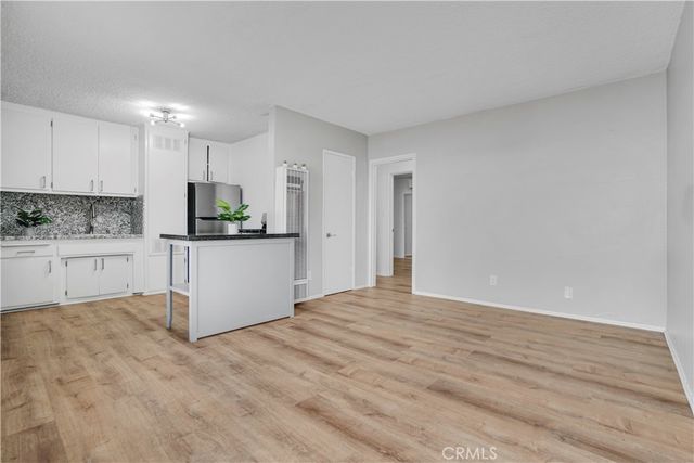 1143 W 28th, Los Angeles, CA 90007