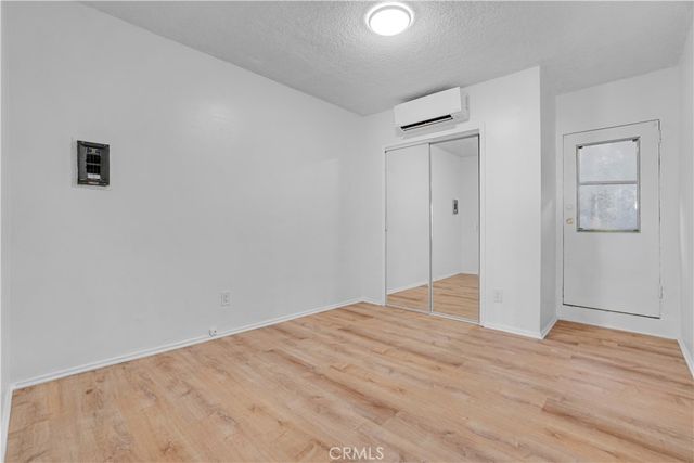 1143 W 28th, Los Angeles, CA 90007