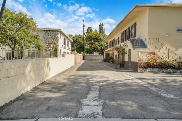 1143 W 28th, Los Angeles, CA 90007
