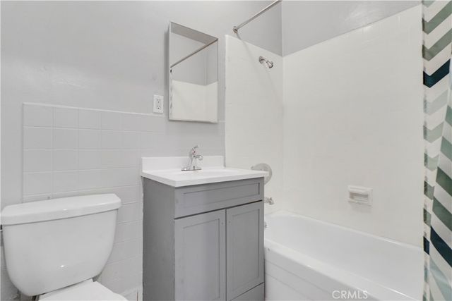 1143 W 28th, Los Angeles, CA 90007