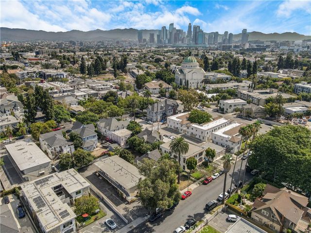 1143 W 28th, Los Angeles, CA 90007