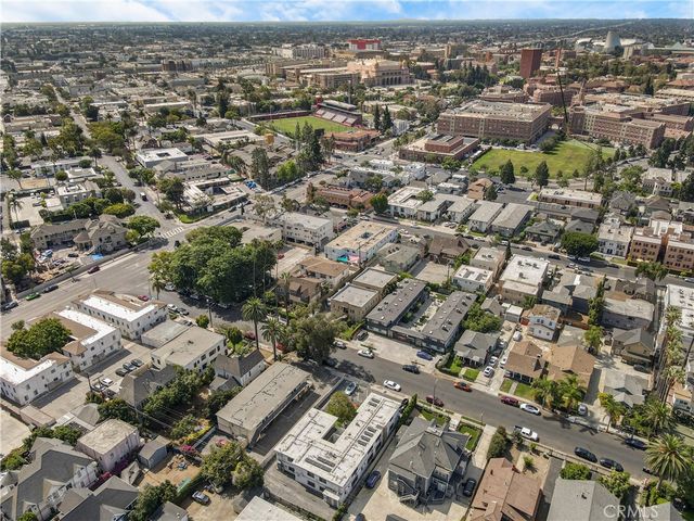 1143 W 28th, Los Angeles, CA 90007