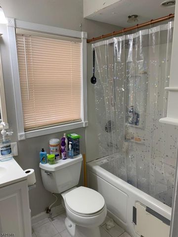116 W 19Th St 1A, Bayonne City, NJ 07002