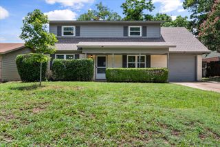1712 Chip N Dale Drive, Arlington, TX 76012
