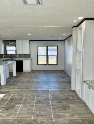 3909 Valley Ridge Drive, Granbury, TX 76048