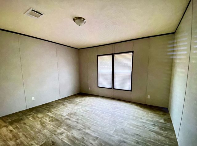 3909 Valley Ridge Drive, Granbury, TX 76048
