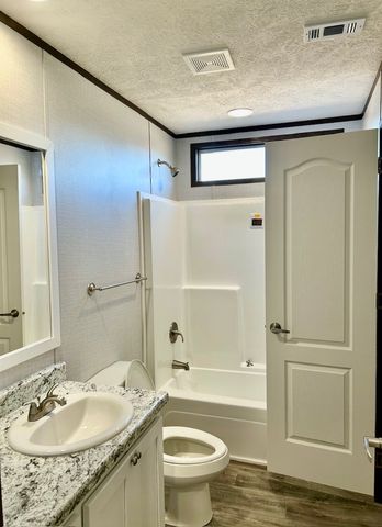 3909 Valley Ridge Drive, Granbury, TX 76048