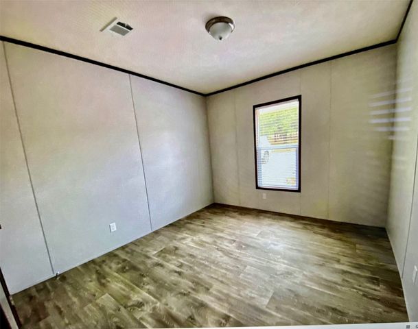 3909 Valley Ridge Drive, Granbury, TX 76048