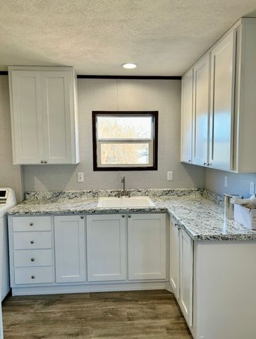 3909 Valley Ridge Drive, Granbury, TX 76048