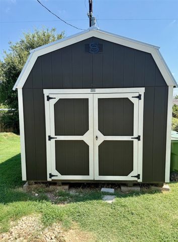 3909 Valley Ridge Drive, Granbury, TX 76048