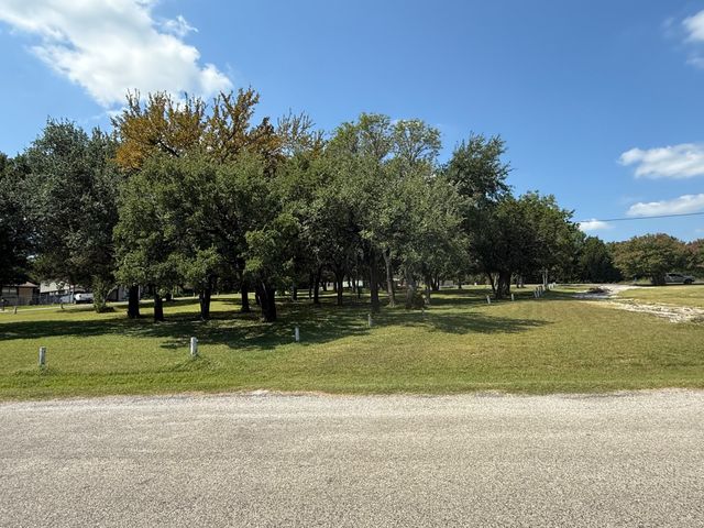 3909 Valley Ridge Drive, Granbury, TX 76048