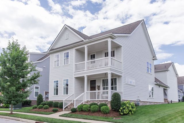 3453 Milford Dr, Thompsons Station, TN 37179