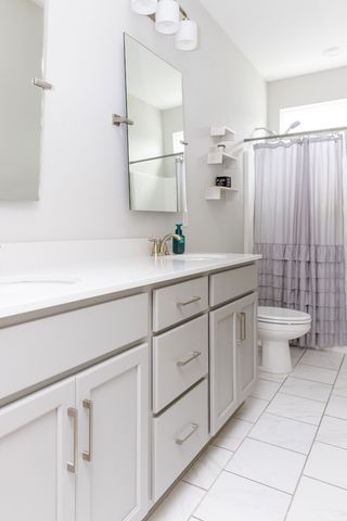 3453 Milford Dr, Thompsons Station, TN 37179
