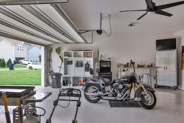3453 Milford Dr, Thompsons Station, TN 37179