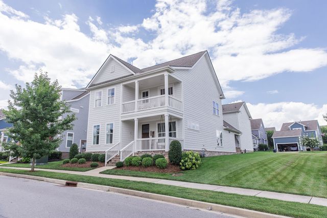 3453 Milford Dr, Thompsons Station, TN 37179