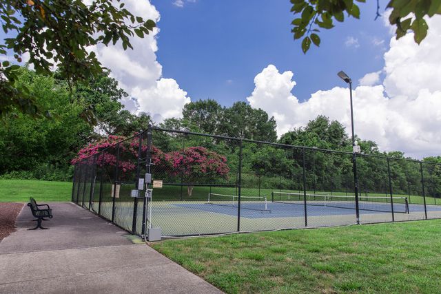 3453 Milford Dr, Thompsons Station, TN 37179