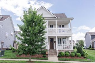 3453 Milford Dr, Thompsons Station, TN 37179