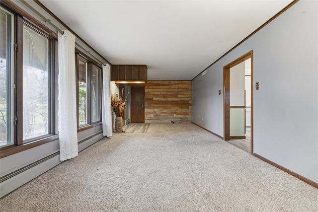 312 Flatwoods Rd, Vanderbilt, PA 15486