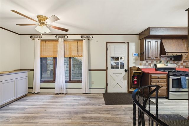 312 Flatwoods Rd, Vanderbilt, PA 15486