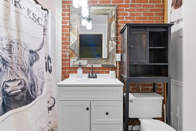 312 Flatwoods Rd, Vanderbilt, PA 15486