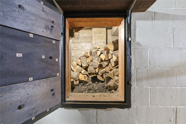 312 Flatwoods Rd, Vanderbilt, PA 15486