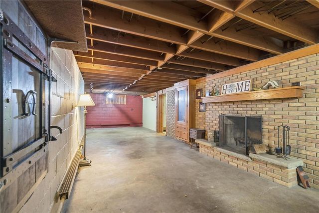 312 Flatwoods Rd, Vanderbilt, PA 15486