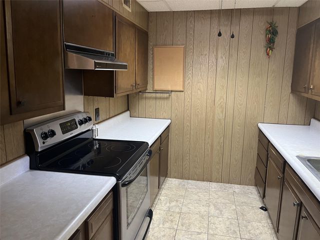 149 Hickory Hollow, Onalaska, TX 77360