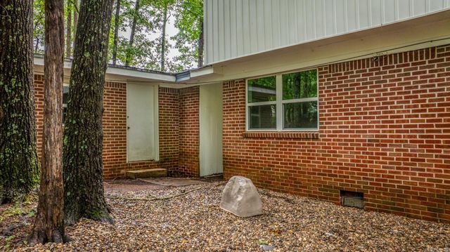 25501 Kanis Road, Little Rock, AR 72223