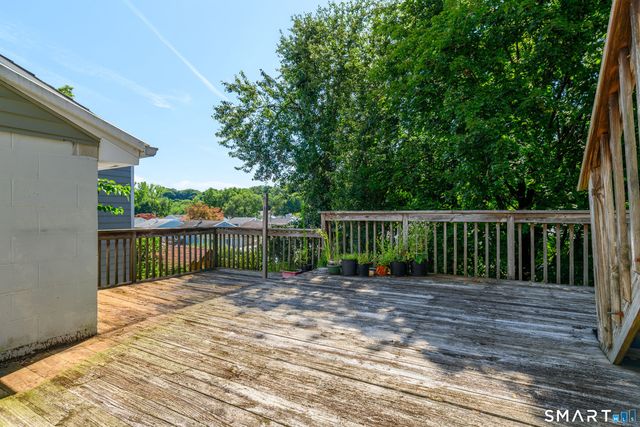 8 Davis Street, Danbury, CT 06810