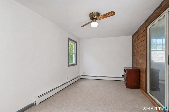 8 Davis Street, Danbury, CT 06810