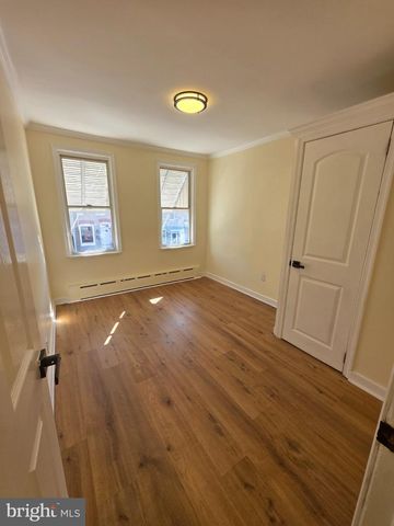 1137 BUTTONWOOD ST, Reading, PA 19604