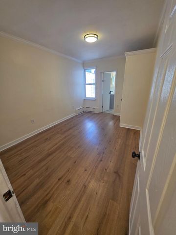 1137 BUTTONWOOD ST, Reading, PA 19604