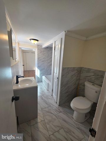 1137 BUTTONWOOD ST, Reading, PA 19604