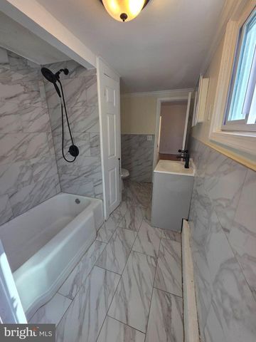 1137 BUTTONWOOD ST, Reading, PA 19604