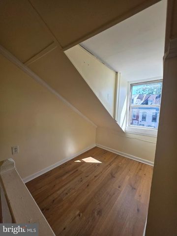 1137 BUTTONWOOD ST, Reading, PA 19604
