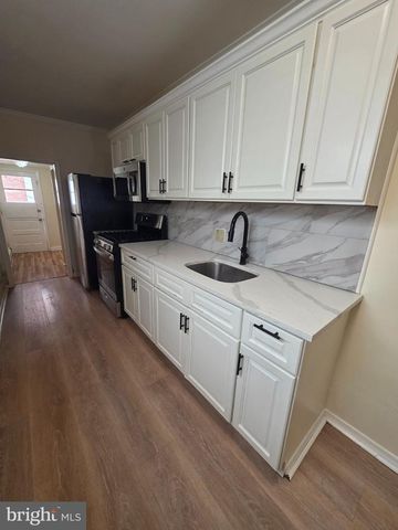 1137 BUTTONWOOD ST, Reading, PA 19604