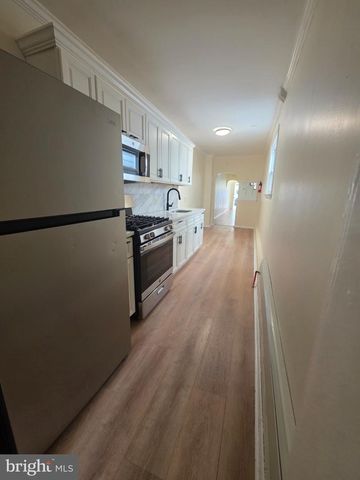 1137 BUTTONWOOD ST, Reading, PA 19604