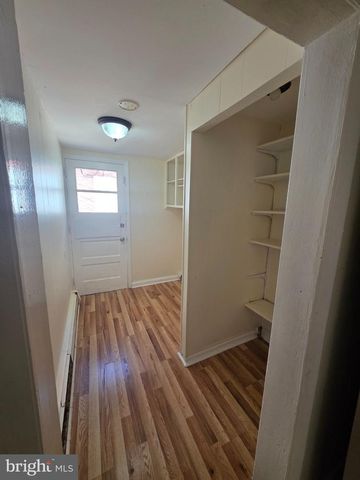1137 BUTTONWOOD ST, Reading, PA 19604