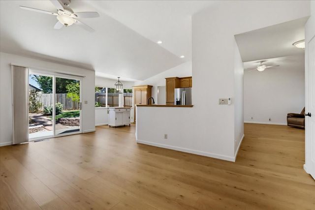169 Woodcrest Way, Grass Valley, CA 95945