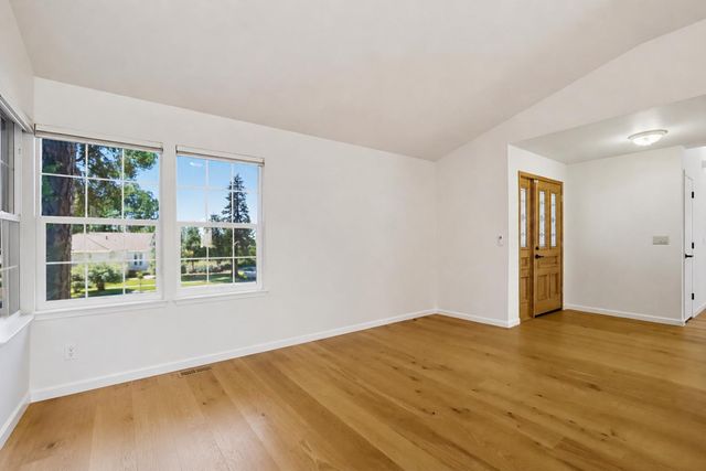 169 Woodcrest Way, Grass Valley, CA 95945