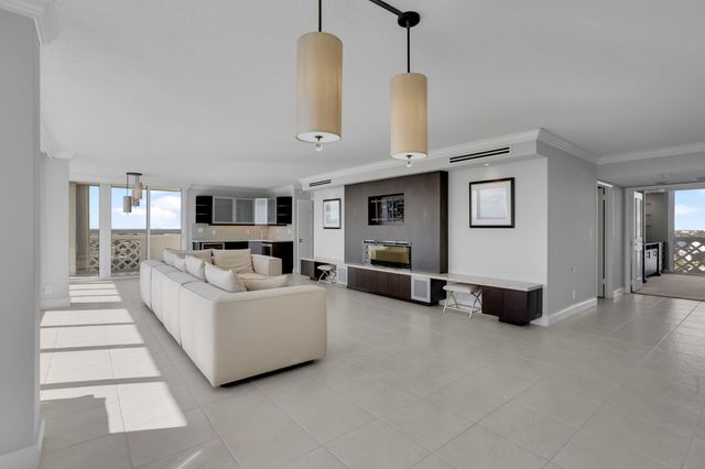 1200 S Ocean Boulevard 16h, Boca Raton, FL 33432