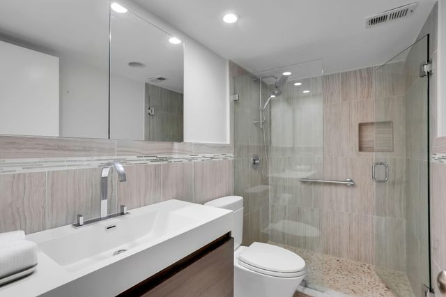 1200 S Ocean Boulevard 16h, Boca Raton, FL 33432