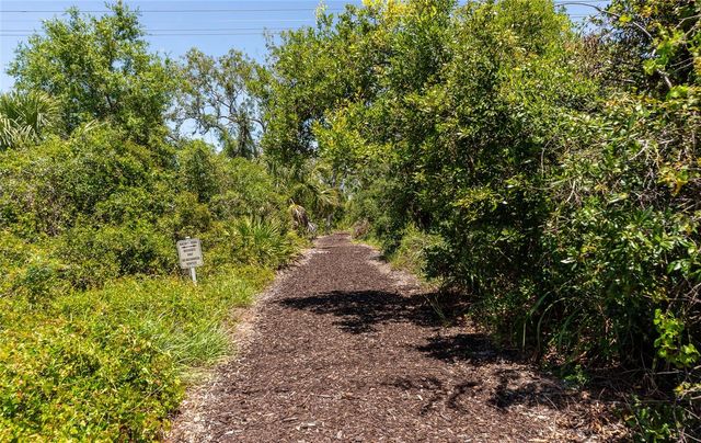 6841 74TH STREET CIRCLE E, Bradenton, FL 34203