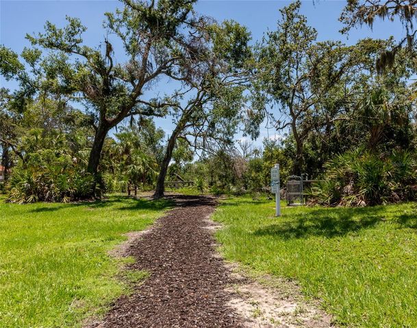 6841 74TH STREET CIRCLE E, Bradenton, FL 34203