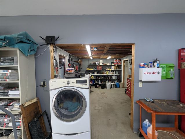 225 Missing Link Road, Rockingham, VT 05101