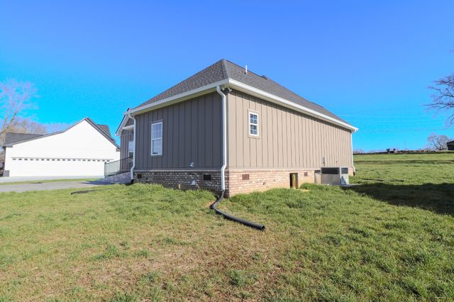 2210 Highway 141, N, Hartsville, TN 37074