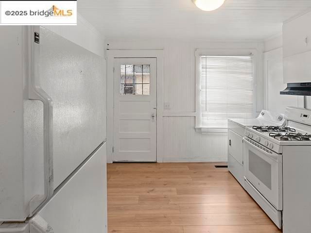 1655 E 32Nd St, Oakland, CA 94602