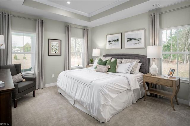 2085 Striper CT, Carrollton, VA 23314