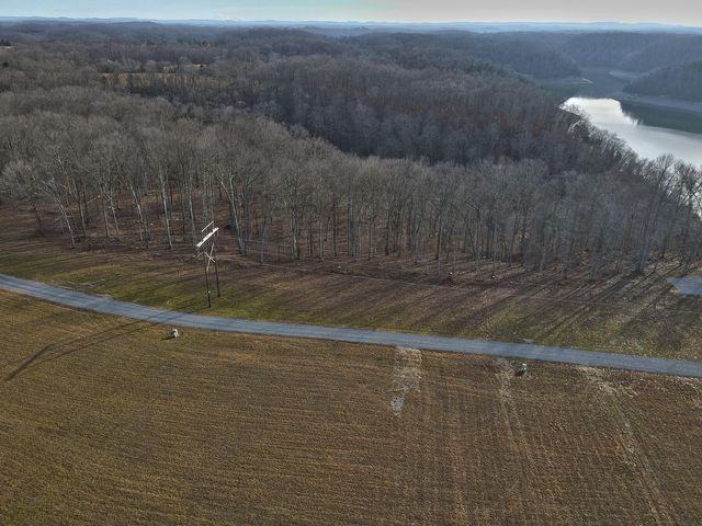 19 Dockery Road, Russell Springs, KY 42642