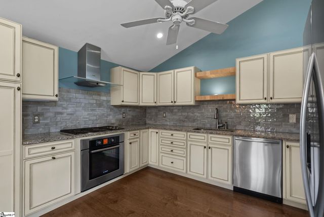 1440 Holly Springs Church Road, Campobello, SC 29322